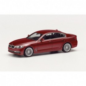 Herpa 430692-005 BMW 5er Limousine, Aventurin red metallic