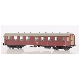 Dekas DK-876122 Personvagn DSB CO 2653 with “wooden” trucks, approx 1958-67