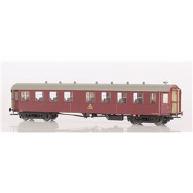 Dekas DK-876123 Personvagn DSB CO 2654 with “wooden” trucks, approx 1955-67