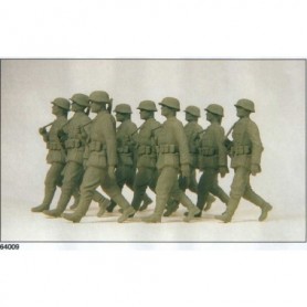 Preiser 64009 Figurer Marscherande, The German Reich 1939-45, 9 omålade figurer