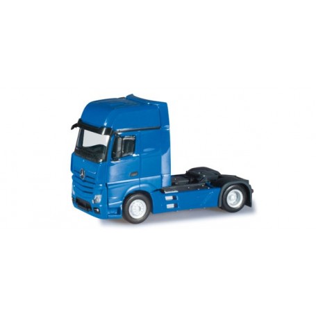 Herpa 159173-4 Mercedes Benz Actros Gigaspace rigid tractor, signal blue