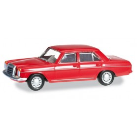 Herpa 024785-003 Mercedes-Benz 240 D /8, flame red