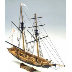 Mamoli MV46 Privateer schooner "Black Prince"  1775