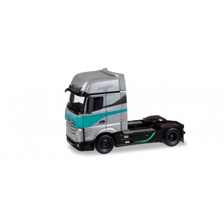 Herpa 308830 Mercedes-Benz Actros Gigaspace rigid tractor "Silver Star Edition" (NL)