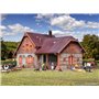 Vollmer 43744 Farm with shed