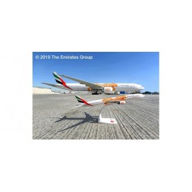 Herpa Wings 612357 Flygplan Emirates Boeing 777-300ER Expo 2020 Opportunity livery