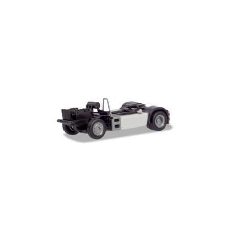 Herpa 085090 MAN TGX / TGS Euro 6c chassis with paneling Content. 2 pieces