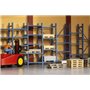 Auhagen 41660 Heavy-duty shelving and pallets