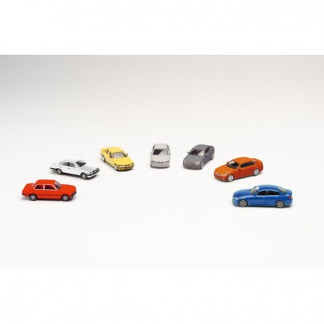 Herpa 076760 Set with 7 models "7 generations of BMW 3-series"