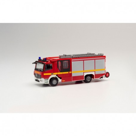 Herpa 095327 Mercedes-Benz Atego 13 Ziegler Z-Cab fire truck "Feuerwehr"