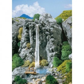Faller 171814 Vattenfall, innehåller en handmålad bergsvägg, och ett vattenfall