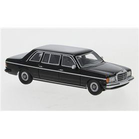 BOS 87680 Mercedes V123 Limousine, svart, 1977, Langversion