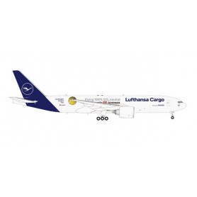 Herpa Wings 536103 Flygplan Lufthansa Cargo Boeing 777F "Sustainable Fuel - Powered by DB Schenker"