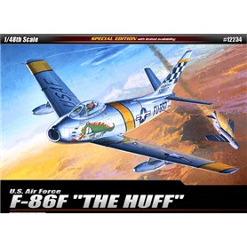Academy 12234 Flygplan F-86F Sabre "The Huff"