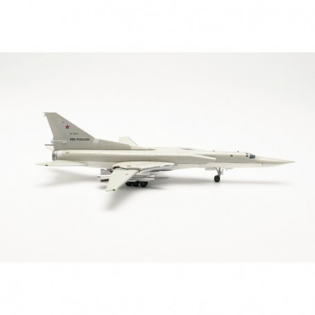 Herpa Wings 572156 Flygplan Russian Air Force Tupolev TU-22M3 "Backfire" - 43rd Guards Center of Combat Application and Air C...